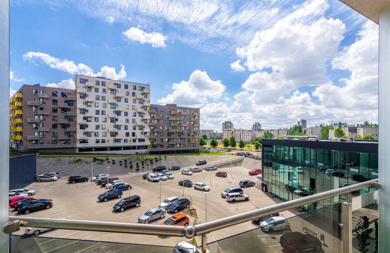 Bright Apartment Near Akropolis Vilnius Ngoại thất bức ảnh